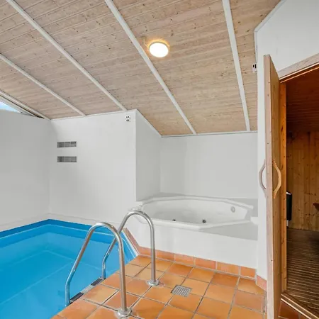 Petkana - 700m From The Sea By Interhome Feriehus *