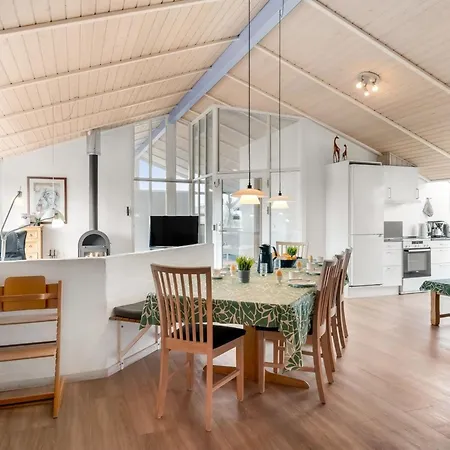 Petkana - 700m From The Sea By Interhome *