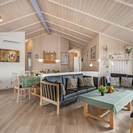 Petkana - 700m From The Sea By Interhome Vejers Strand